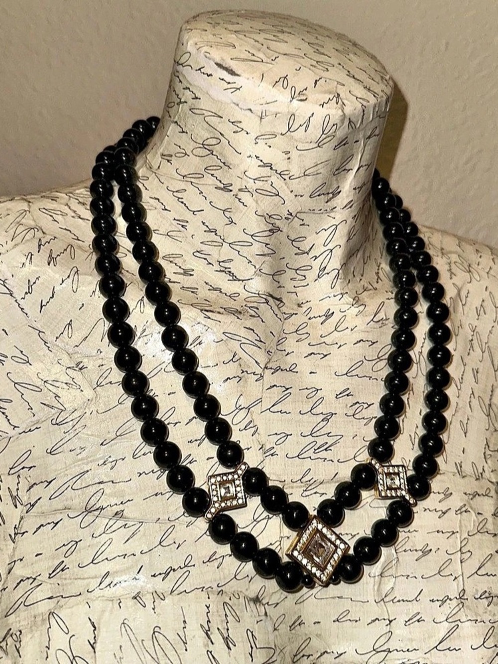80’s Vintage Monet 18” Double Strand Pendant Necklace Black Beads Gold Tone EUC